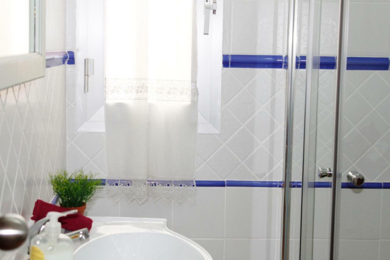 Azahar Apartamentos Triana V 塞维利亚 外观 照片